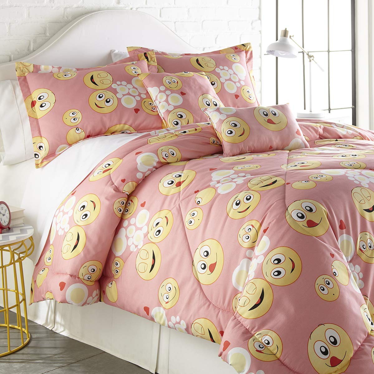 Poop SPIRIT LINEN HOME TW Emoji Four-Piece Comforter Set Twin