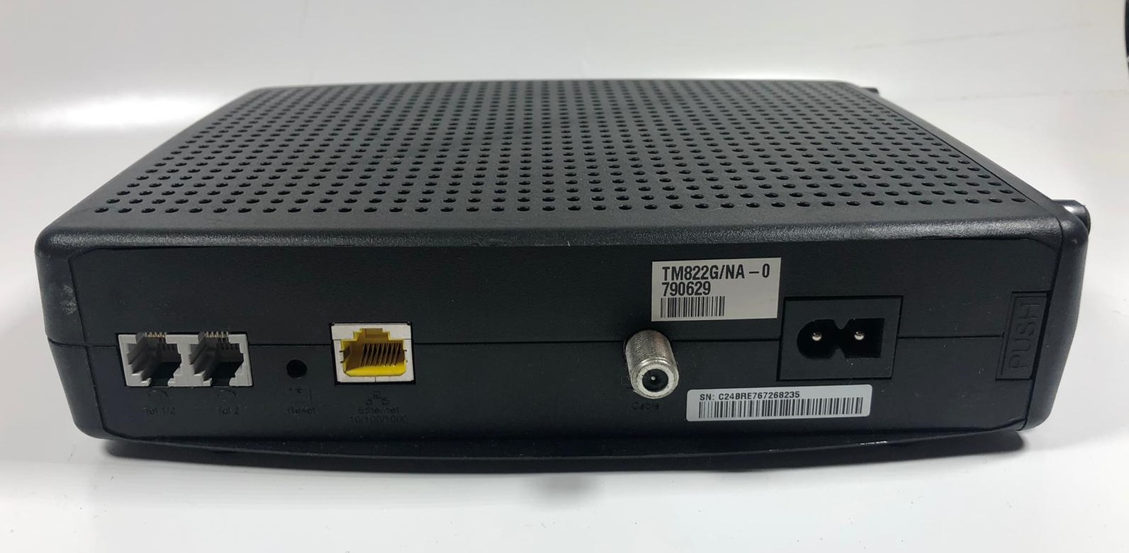 Arris Touchstone TM822G DOCSIS 3.0 8x4 Ultra-High Speed Telephony Modem